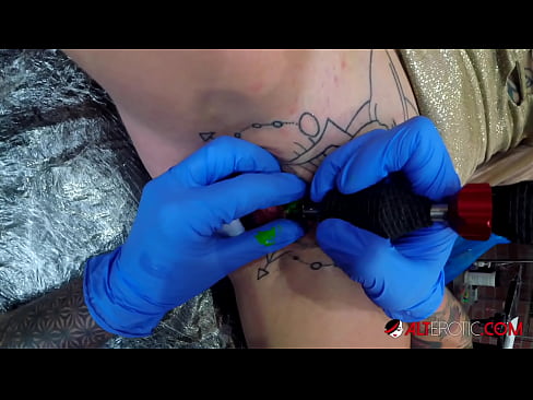 ❤️ Sully Savage oo aad u tattooed ayaa Kintirkeeda ku sawirtay tattoo Muqaal dabada %so.sex78.ru ❌️❤