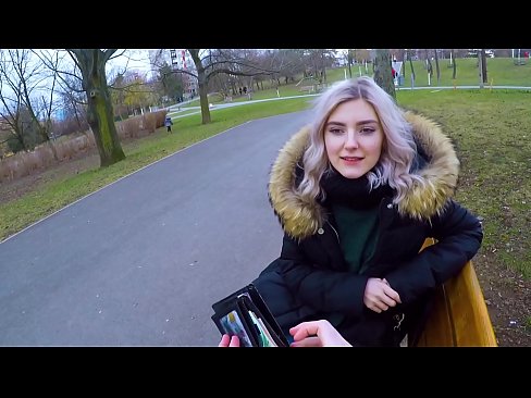 ❤️ Wuxuu liqaa shisheeyaha shisheeyaha lacagtiisa - dharbaaxo beerta dhexdeeda oo ay samaysay Eva Elfie Muqaal dabada %so.sex78.ru ❌️❤